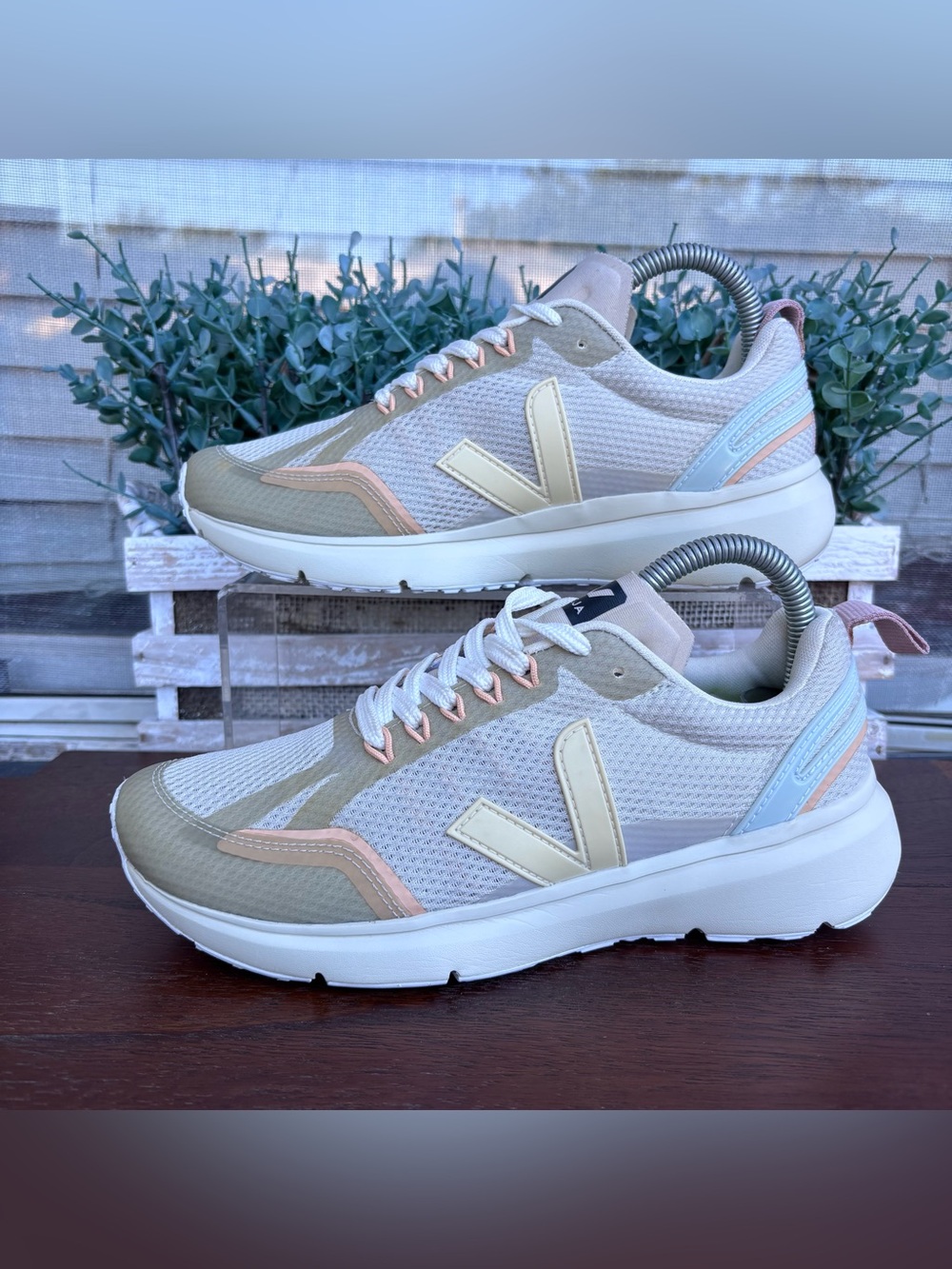 Veja CONDOR 2 ALVEOMESH  Running Shoes